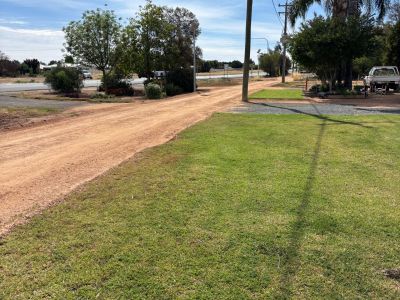 Gol Gol & Buronga Shared way  